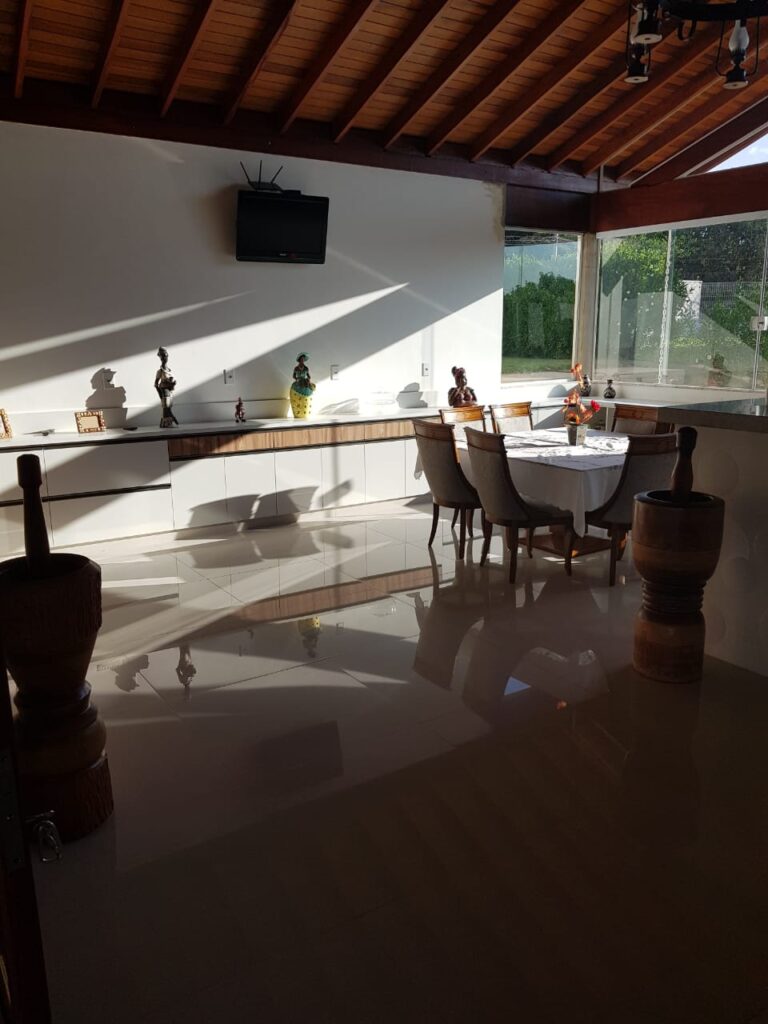 641670b9-6fa5-48e4-9d69-7b4b6a4c76cd