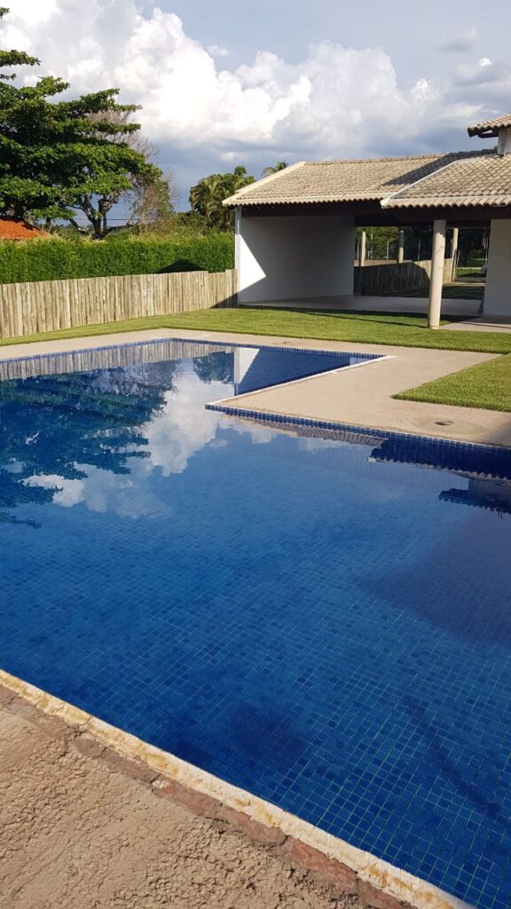 a0f28557-8c26-416b-9266-a02153056534