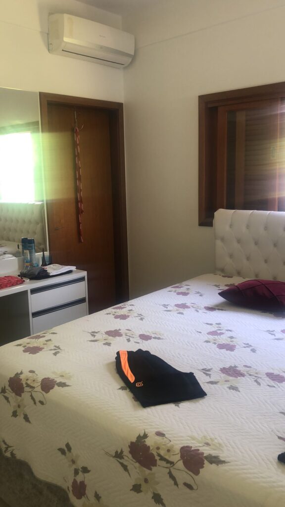 d2b44994-6a98-4510-88c1-06e856e7fb9f