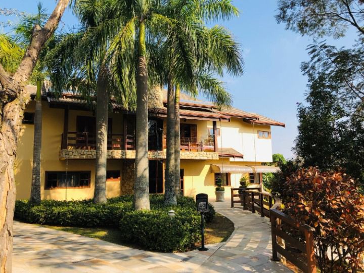 f5e08afe-2329-4483-8b6a-ced5e4e4eebb