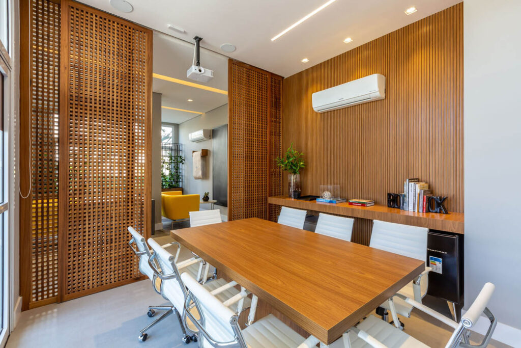 2c418b9a-76a7-4b9c-ac19-ead9e629eca7