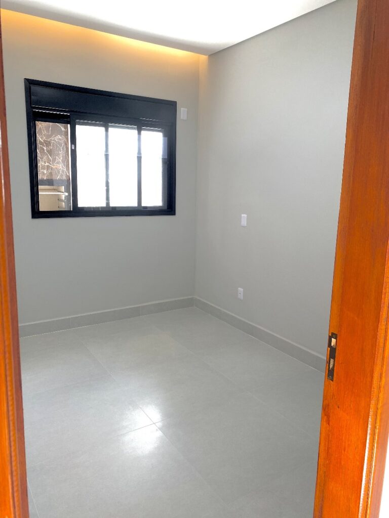 WhatsApp Image 2024-04-15 at 14.55.11 (2)