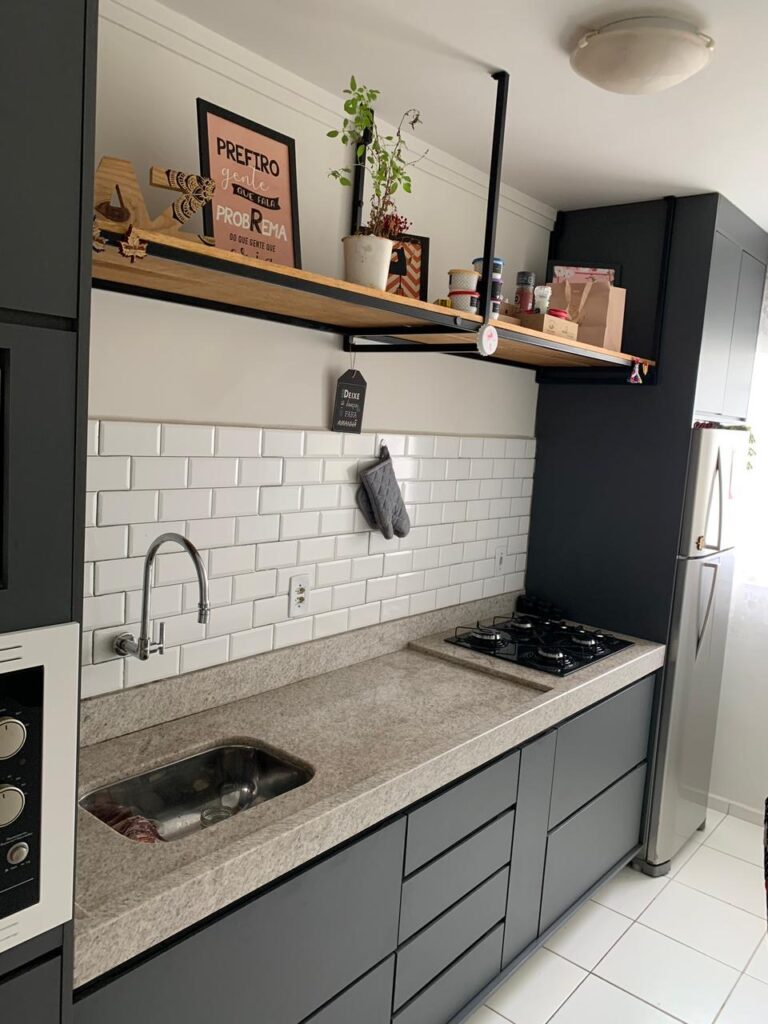 b7958c84-86eb-4713-9297-924d47d0ef0b