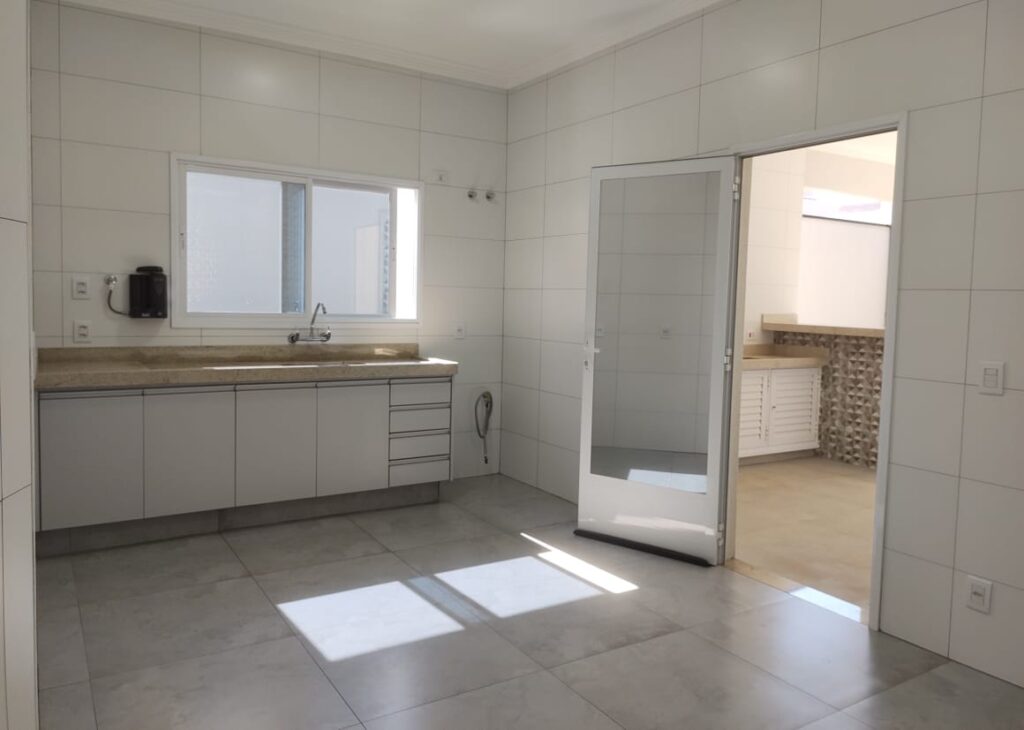 WhatsApp Image 2024-06-11 at 18.06.37