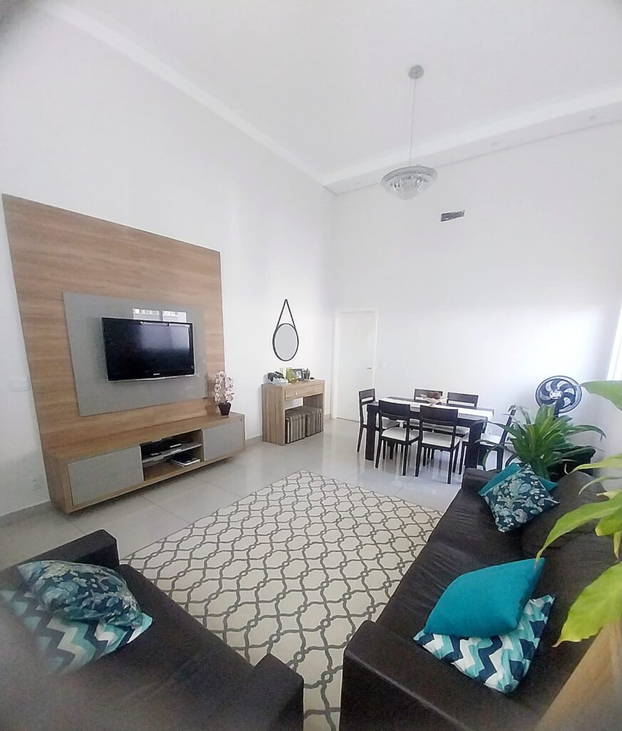 WhatsApp Image 2024-06-14 at 14.59.14 (1)