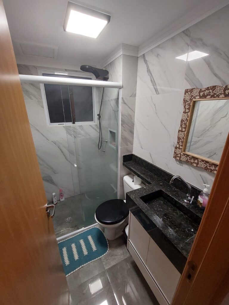 e12b0c28-eaca-45ee-9938-6aaeaddf6753