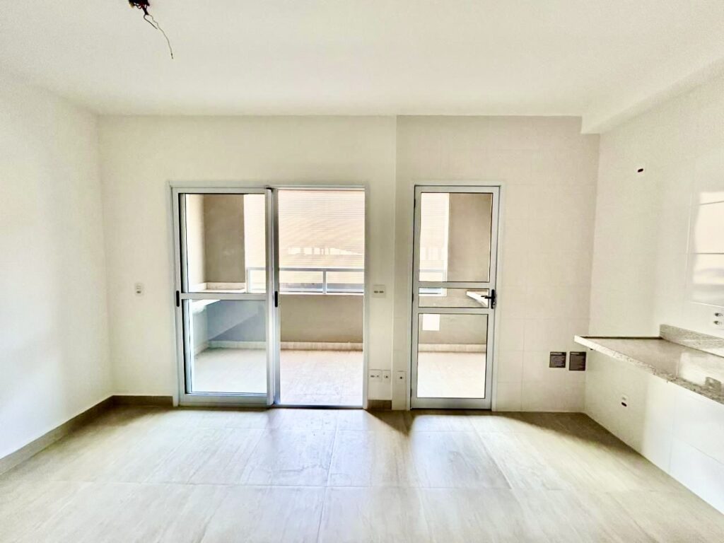 7f699308-5d4c-4fb1-9ba4-84e9196f8bf5