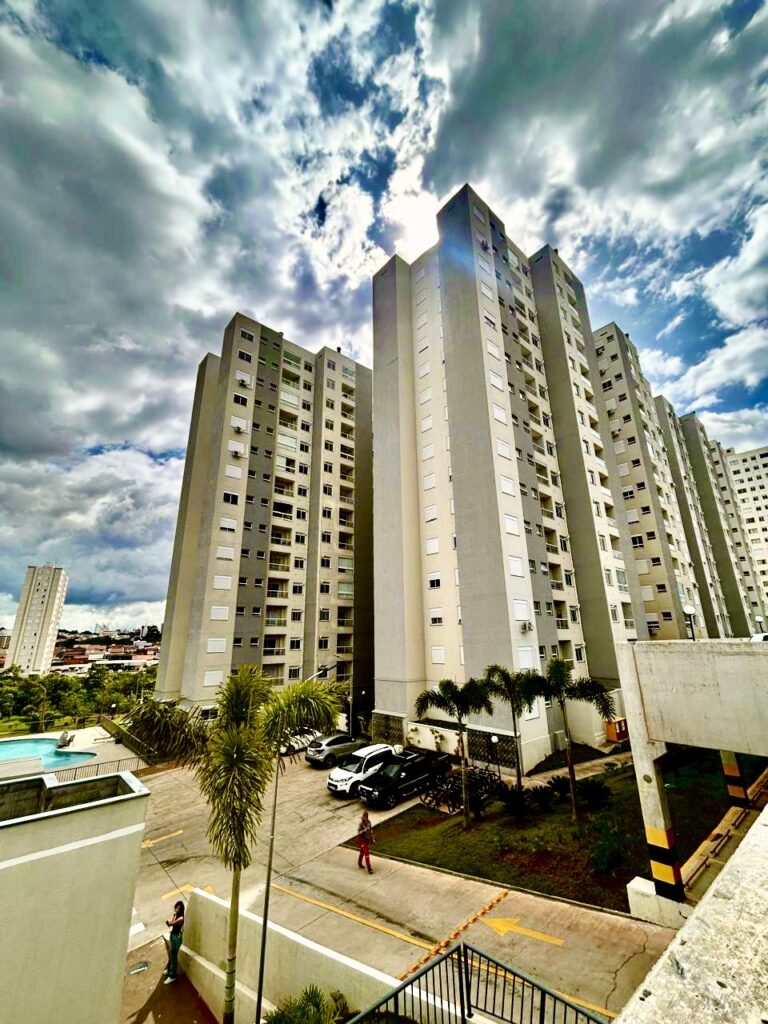 f6b55257-edb5-41fb-8d35-db5524df5e53