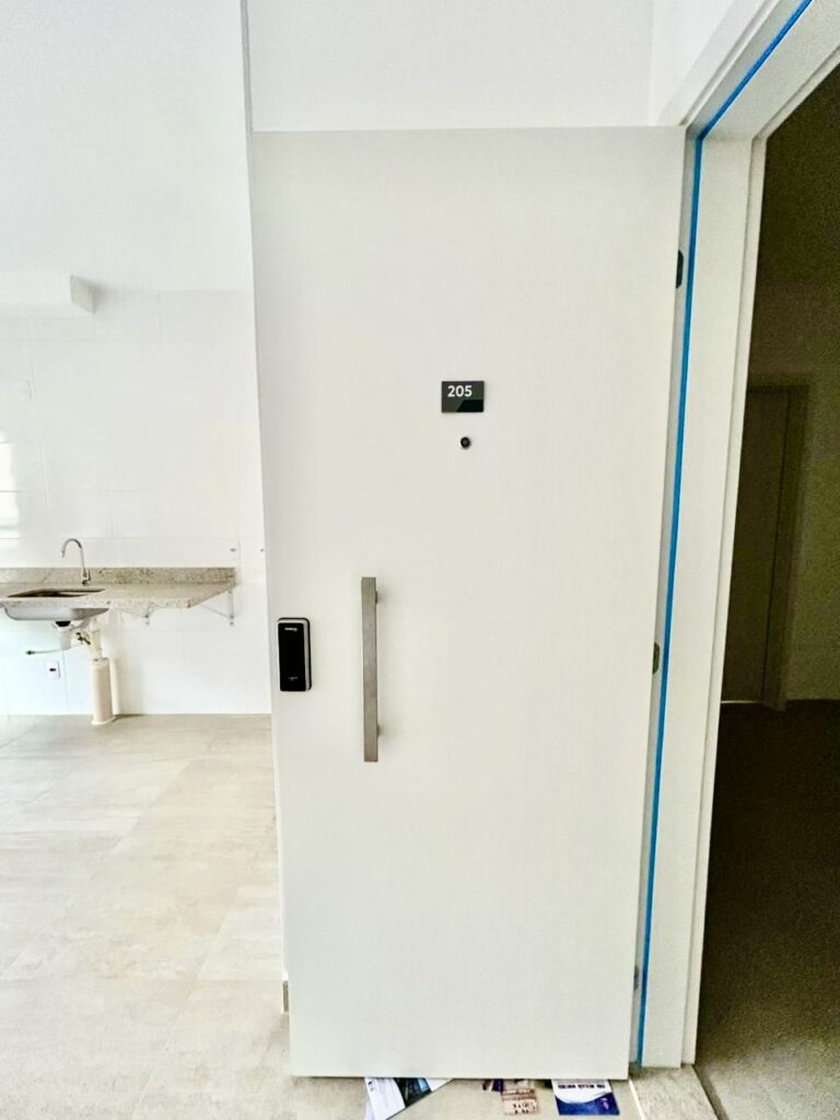 ff3751ee-2623-4bf7-90d1-e563f280e958