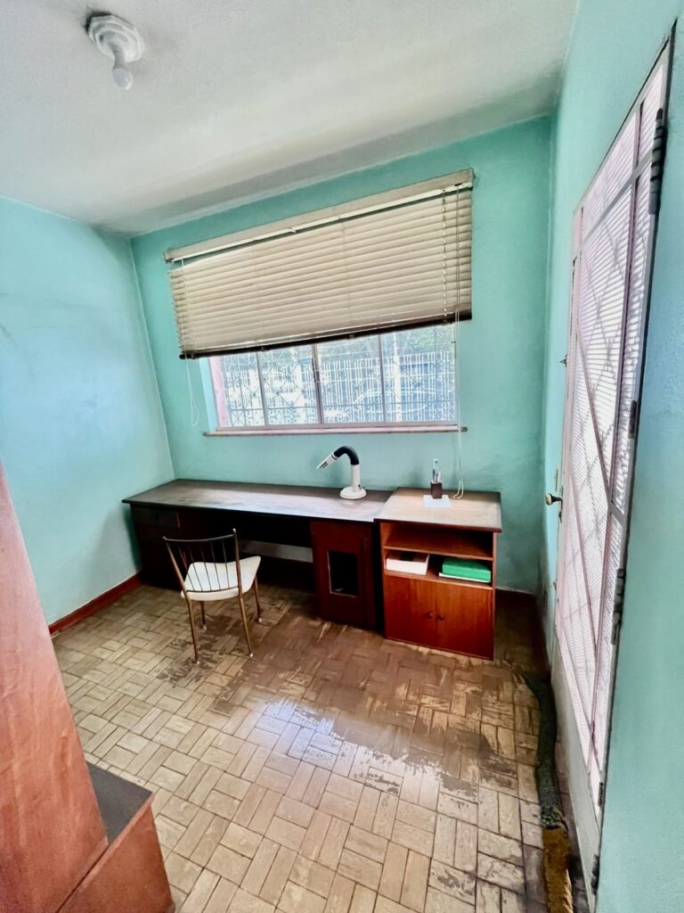 b5e4d177-14fc-43af-90a1-f51a29c9f496