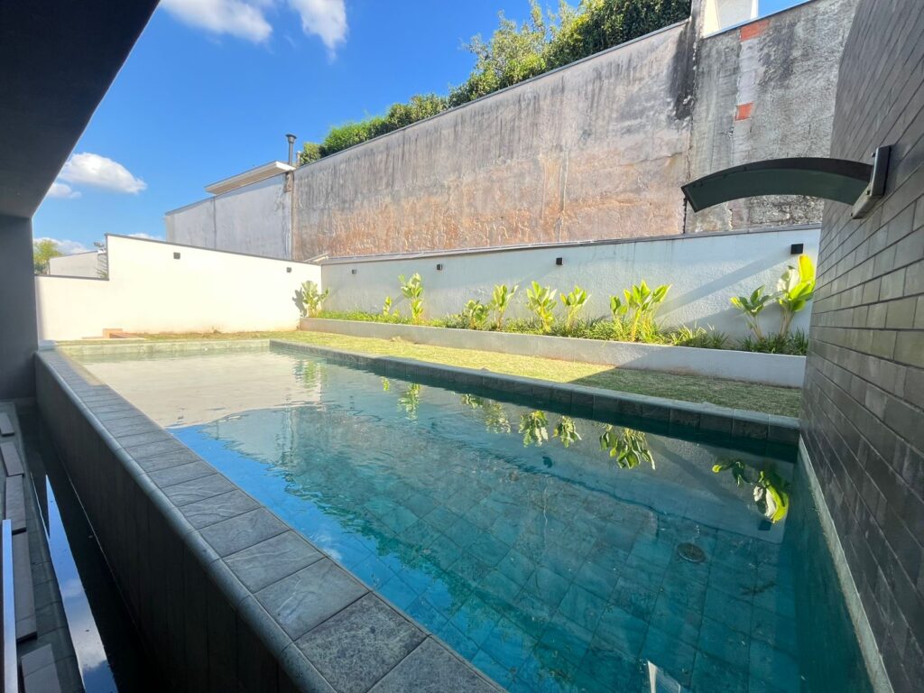 0aad4597-eba8-4233-99a6-f9221fdbbea4