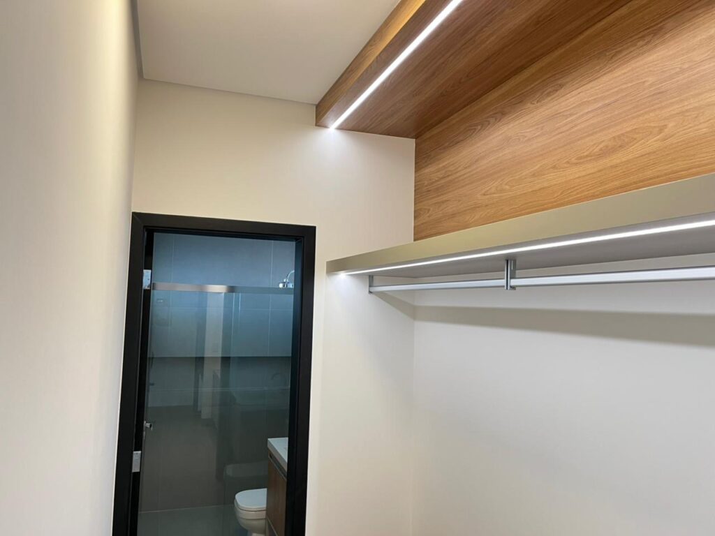 1a2f397d-b192-49c7-9142-9c24de5ccf13