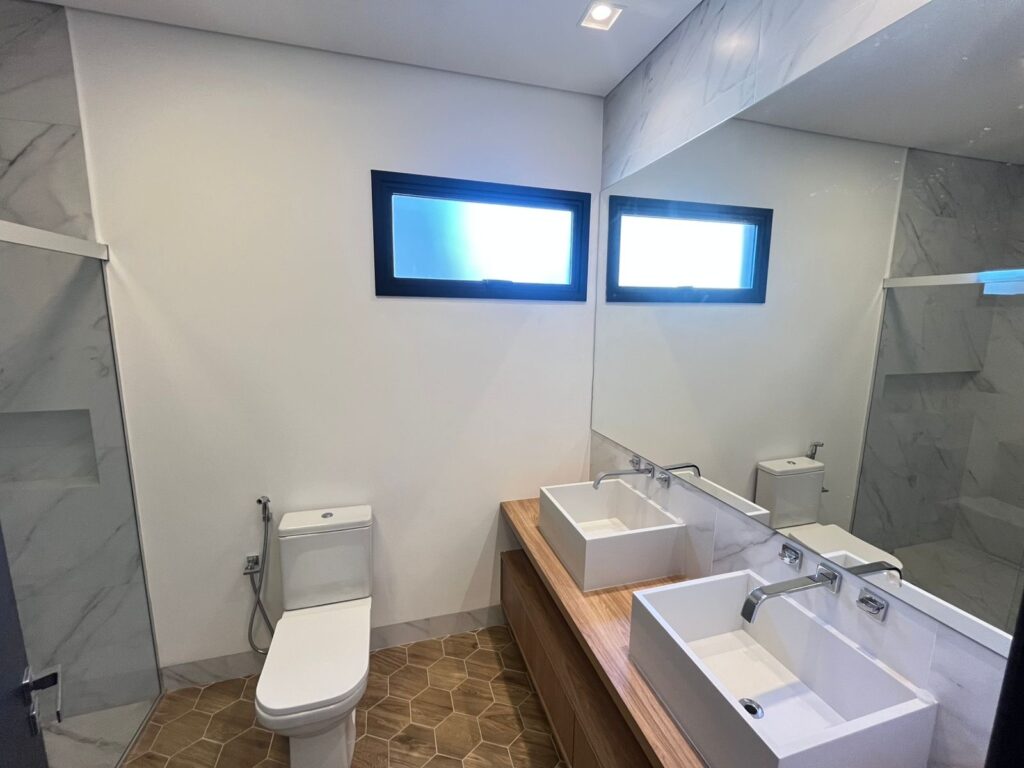 5f0a9be6-055d-4a90-8ec7-f81401685252