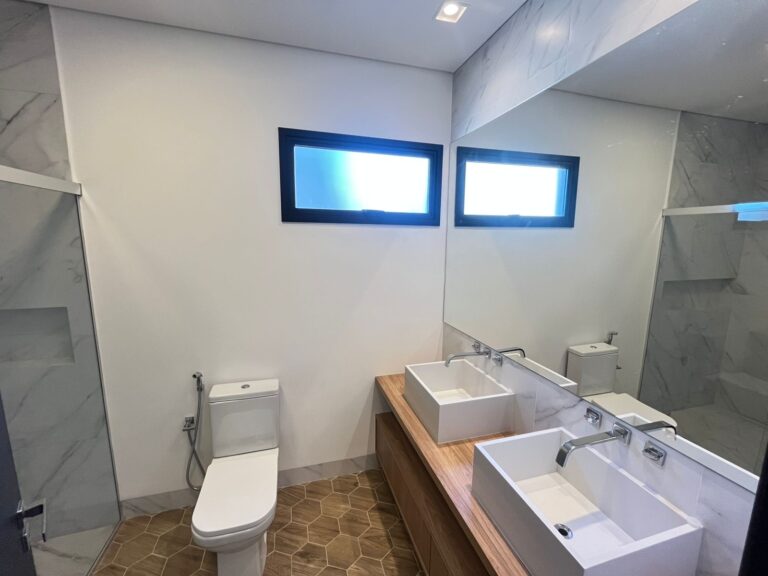 5f0a9be6-055d-4a90-8ec7-f81401685252