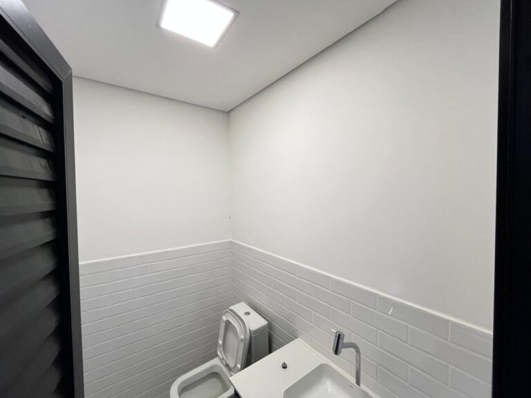 64d694f8-e927-4bae-af40-3874ed1cbb77