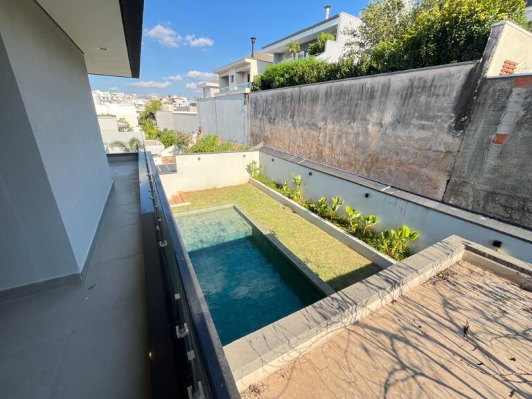 a5bd22f0-0999-4e78-8b82-d34ecaf8d6aa