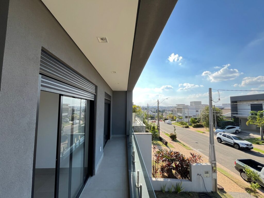 ca8c6f76-6128-4d3f-8adc-18d6eef951ce